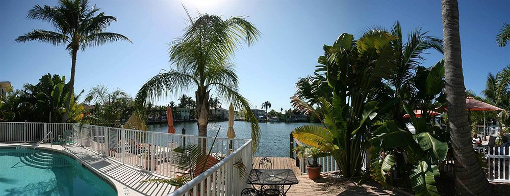 Manatee Bay Inn Форт-Маєрс-Біч Екстер'єр фото