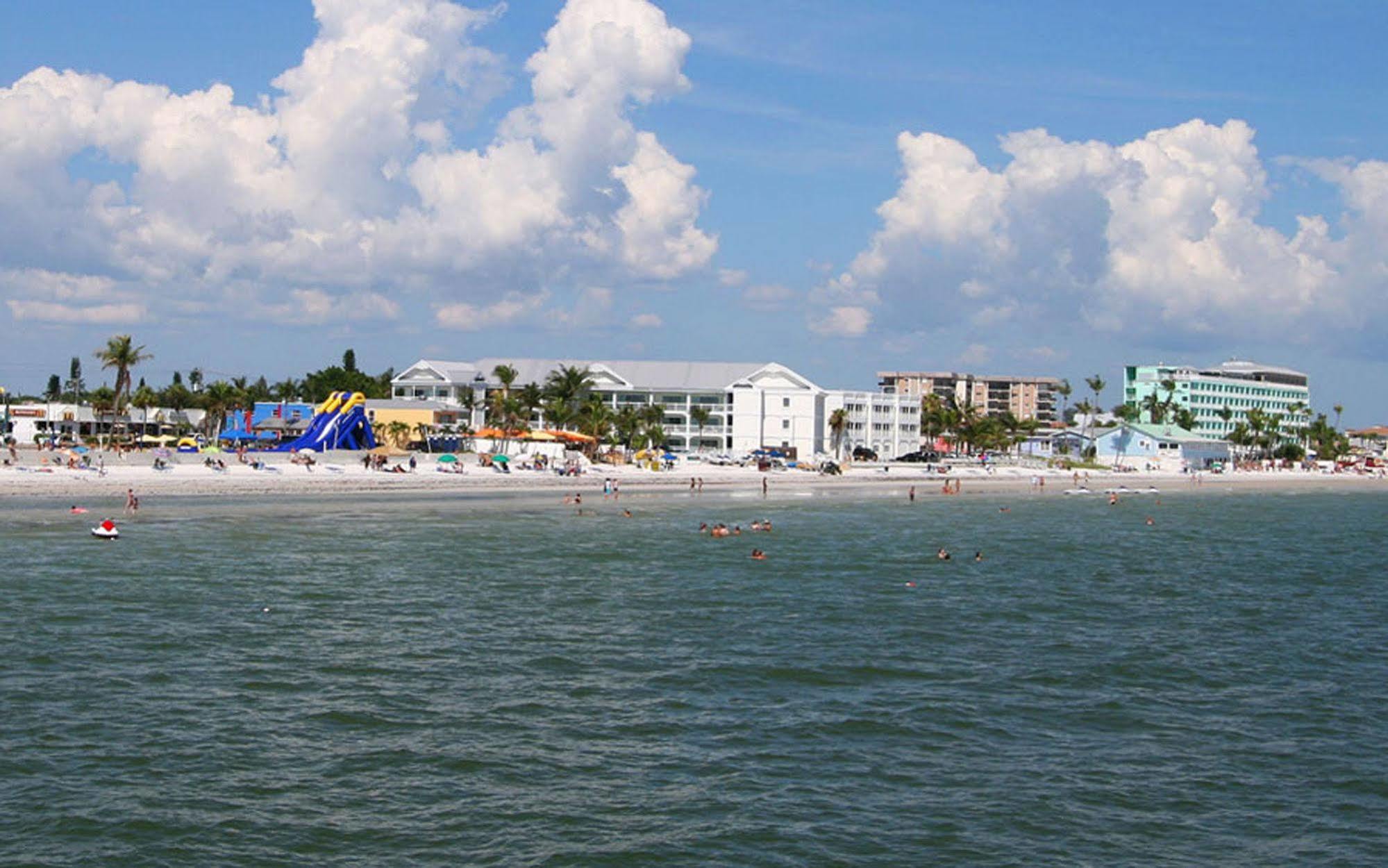 Manatee Bay Inn Форт-Маєрс-Біч Екстер'єр фото